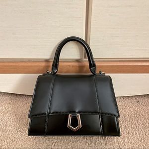 FOREVER 21 CROSSBODY BAG